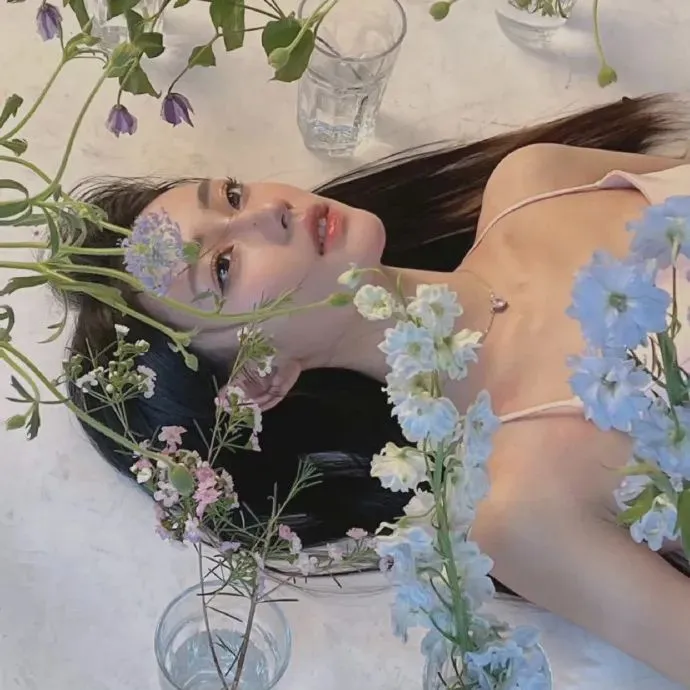 无码人妻精品一区二区蜜桃色完美世界官网畅享高清大片，无码人妻精品蜜桃色等你来体验