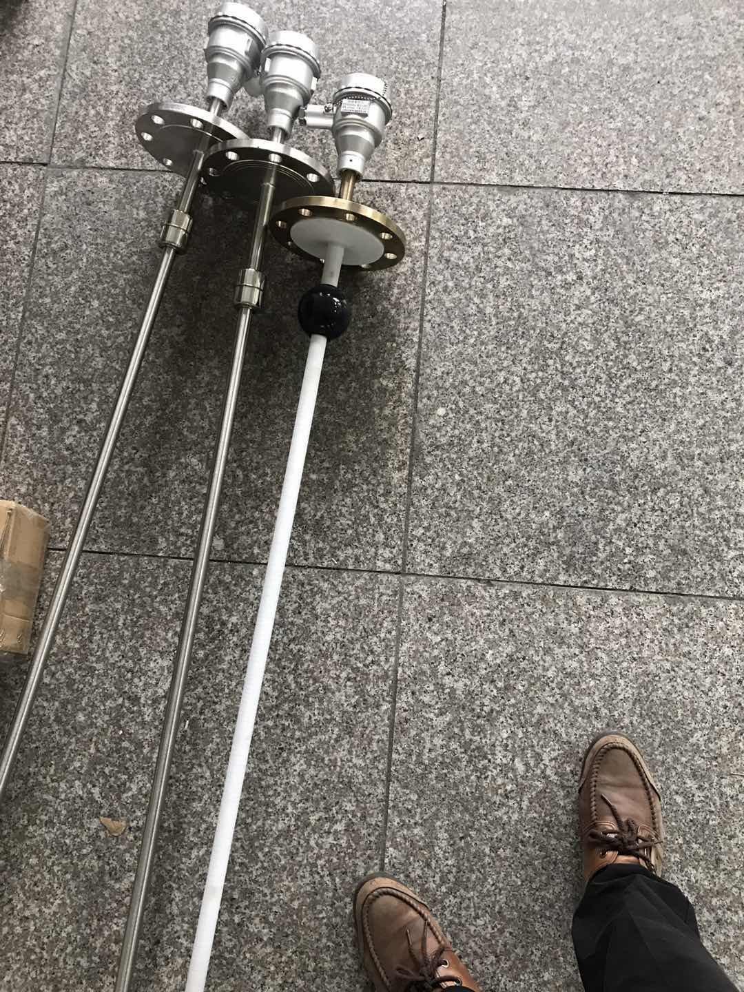 氫氟酸液位計，液堿液位計，防腐型浮球液位計